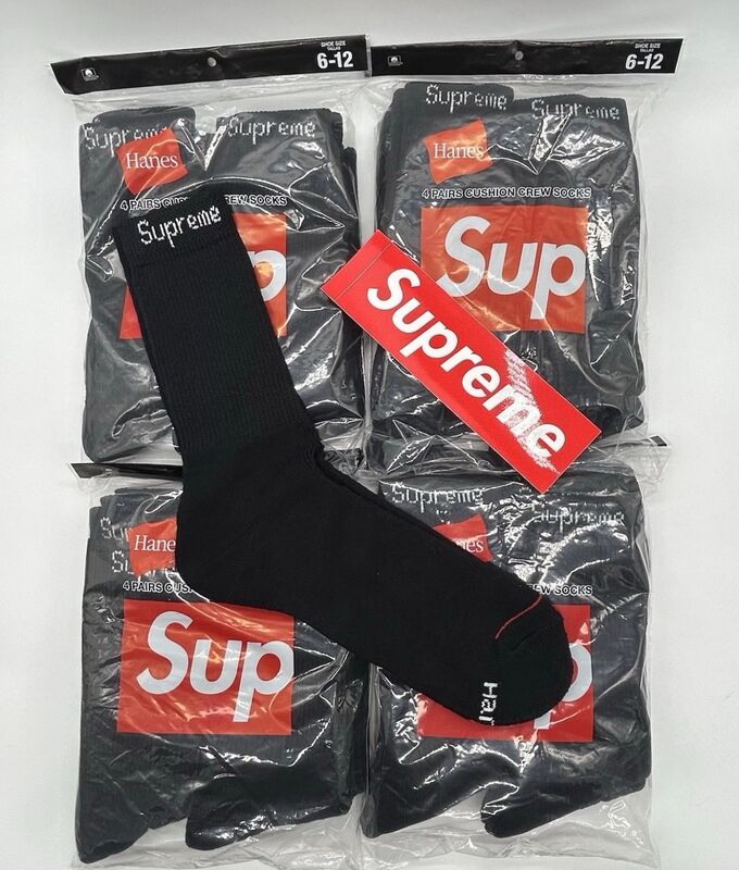 Supreme x Hanes Socks